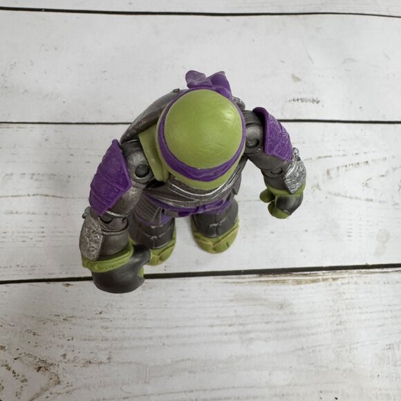 Teenage Mutant Ninja Turtles Donatello Action Figure 5" Toy - Picture 7 of 7